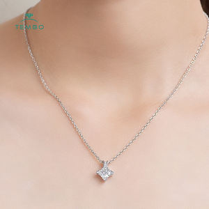 Necklaces & Pendants